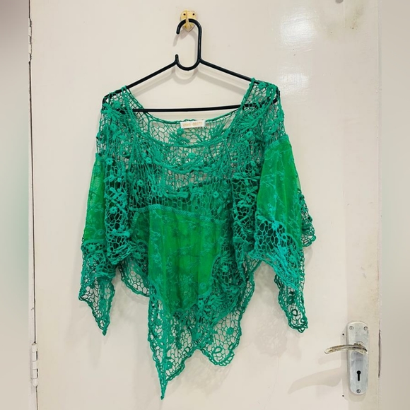 Green very beautiful cutwork poncho